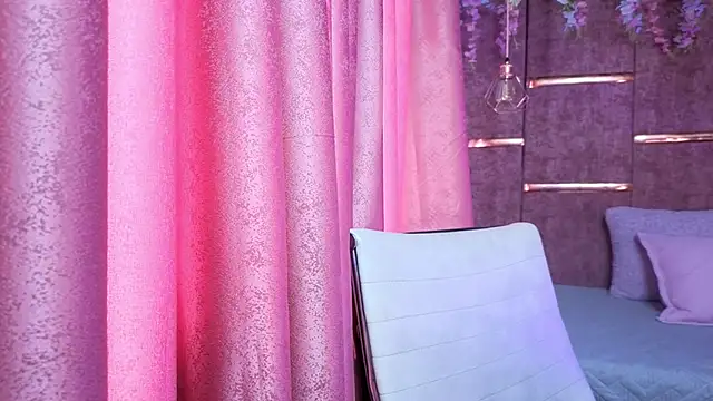 AuroraLanee  online show from November 14, 6:22 pm