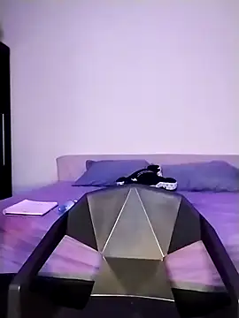 Snapshot of GabySMiller chatting on February 11, 3:39 am GabySMiller online show from February 11, 3:39 am