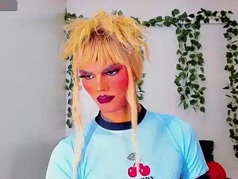 Snapshot of Sofia-hot_ chatting on November 13, 3:49 pm Sofia-hot online show from November 13, 3:49 pm