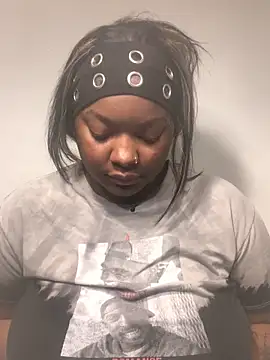 Fxncymuse online show from March 4, 5:48 am