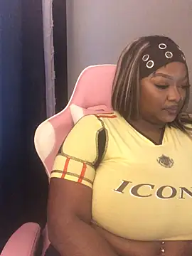 Fxncymuse online show from March 5, 3:08 pm