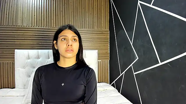 ZarinaWynne online show from March 29, 12:51 pm