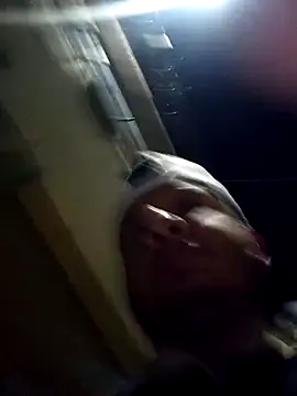 themorenofit08 online show from February 17, 12:52 am