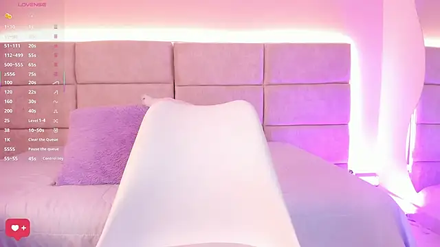 nia20  online show from March 14, 12:22 pm