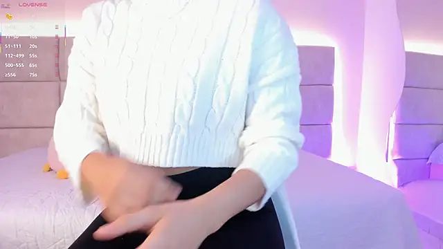 Snapshot of nia20_ chatting on June 10, 12:28 pm nia20 online show from June 10, 12:28 pm