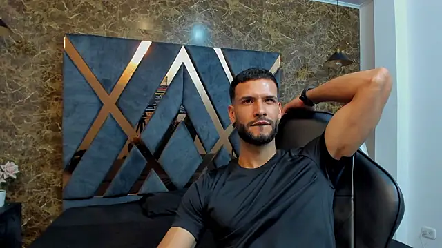 Jacob Benelli online show from February 6, 11:23 pm