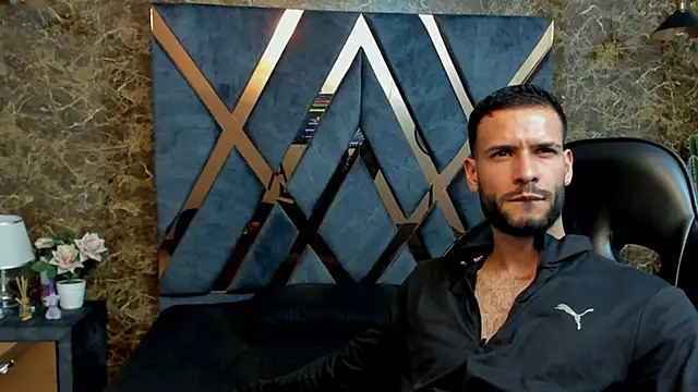 Jacob Benelli online show from February 17, 11:35 pm