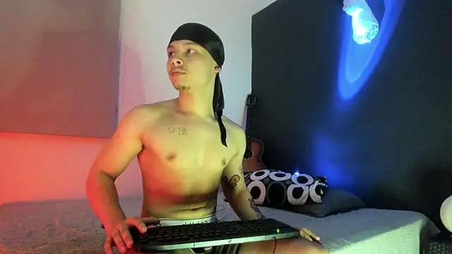 Zeus Jeff online show from February 13, 2:44 am