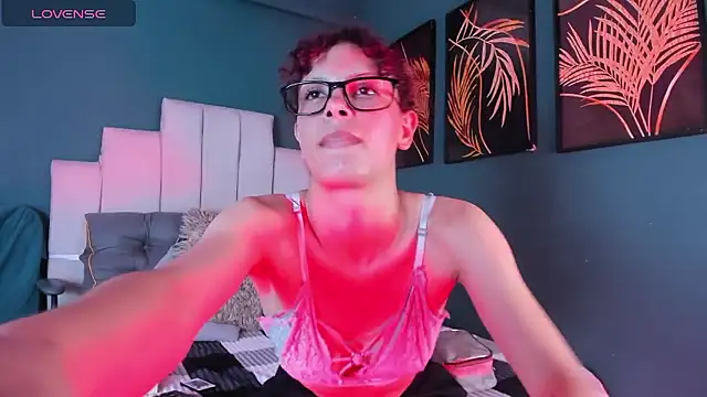 AliceMadnes online show from January 8, 1:55 am