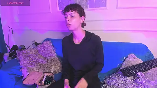 AliceMadnes online show from February 17, 1:19 pm