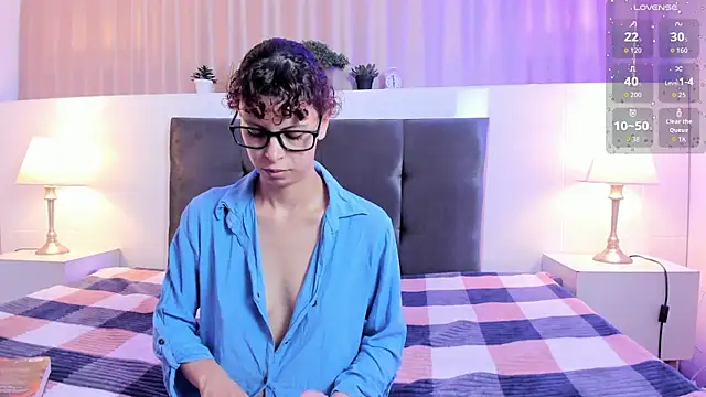 AliceMadnes online show from February 28, 5:23 pm