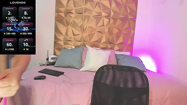 Snapshot of _Scarlet_sexxx chatting on February 14, 11:27 pm Scarlet sexxx online show from February 14, 11:27 pm