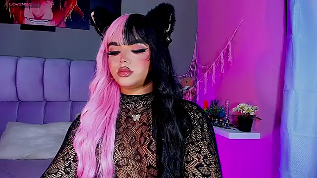 Lovely-Hinata online show from July 25, 4:20 am