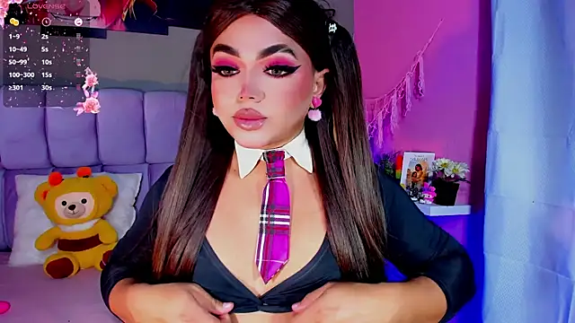 Lovely-Hinata online show from July 10, 4:23 am