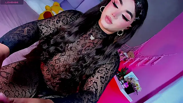 Lovely-Hinata online show from June 20, 4:39 am