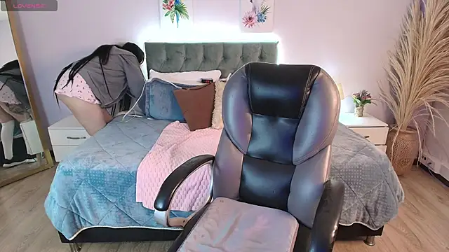 Snapshot of Neo_sarah_ chatting on July 5, 2:49 am Neo sarah online show from July 5, 2:49 am