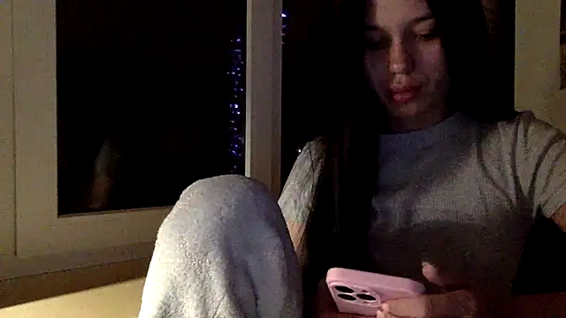 Snapshot of StarSecret chatting on November 7, 9:19 pm StarSecret online show from November 7, 9:19 pm