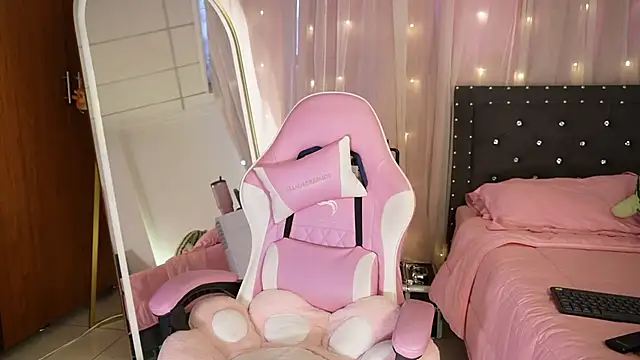 Missara  online show from March 21, 7:07 pm