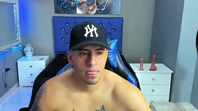 TeylorTompson online show from November 7, 12:53 pm