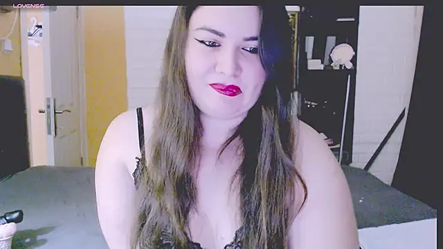  bade tasci  online show from December 4, 7:35 pm