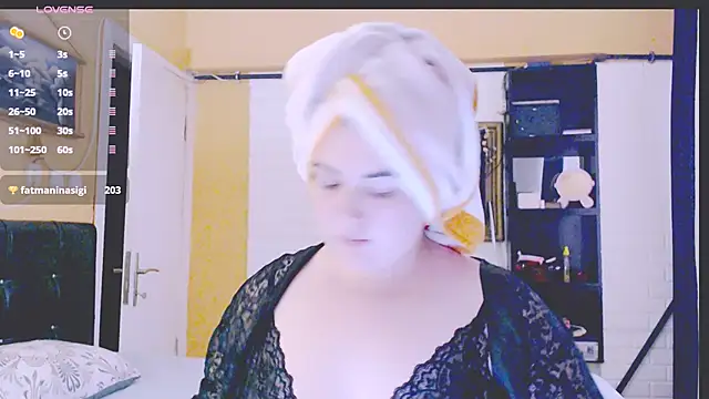  bade tasci  online show from November 29, 2:28 pm