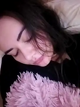  bade tasci  online show from November 24, 9:15 pm