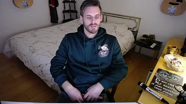 skatejocke online show from November 25, 4:18 pm