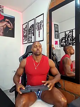 MIKE KILIANjs online show from December 4, 8:08 pm