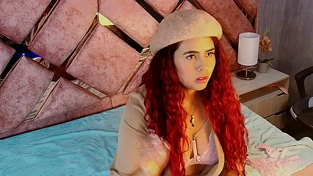 aprilrussell  online show from November 10, 1:05 pm