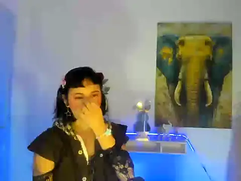 Snapshot of Hollysquirtx chatting on November 7, 1:15 pm Hollysquirtx online show from November 7, 1:15 pm