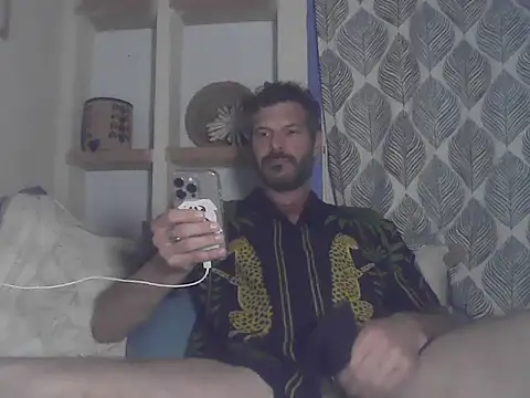 salazarious online show from June 7, 11:43 pm