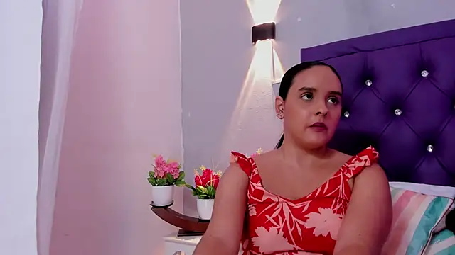 Snapshot of Katty_Vega chatting on November 7, 1:26 pm Katty Vega online show from November 7, 1:26 pm