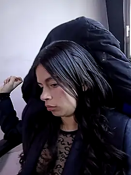 emilygrooe online show from February 11, 10:42 pm