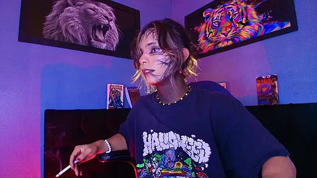 luxiel  online show from January 17, 11:19 pm