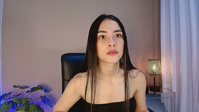 MissEmma   online show from December 4, 10:03 am