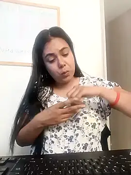 Snapshot of LorieFerrer chatting on February 8, 5:18 pm LorieFerrer online show from February 8, 5:18 pm