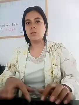 Snapshot of LorieFerrer chatting on February 17, 3:00 pm LorieFerrer online show from February 17, 3:00 pm