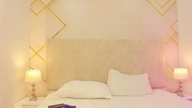 isaa and juanjo online show from November 20, 4:02 am