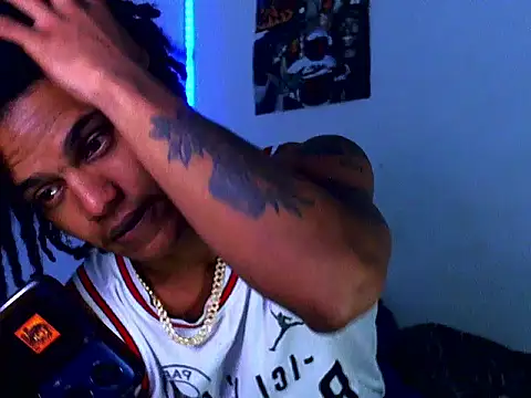 Arthur 1126 online show from February 8, 2:04 pm