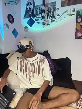 Kaizen-Black online show from November 11, 8:03 pm