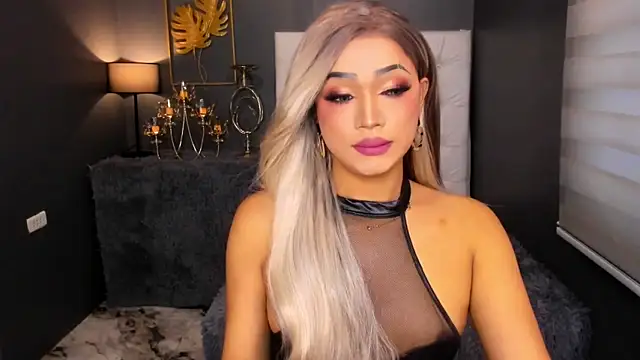 Snapshot of GwennGoddess chatting on February 5, 7:59 am GwennGoddess online show from February 5, 7:59 am