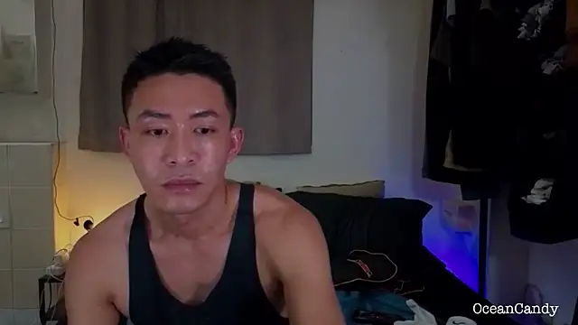 Snapshot of OceanCandy chatting on February 7, 3:42 pm OceanCandy online show from February 7, 3:42 pm