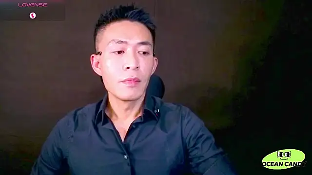 Snapshot of OceanCandy chatting on May 17, 6:08 pm OceanCandy online show from May 17, 6:08 pm