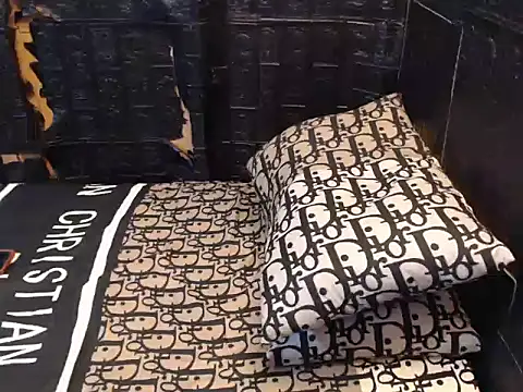 tsbrownmorena69 online show from November 10, 9:09 pm