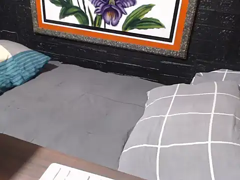 tsbrownmorena69 online show from April 2, 12:12 pm