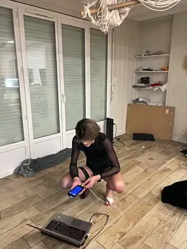 samia42 online show from April 5, 9:54 pm