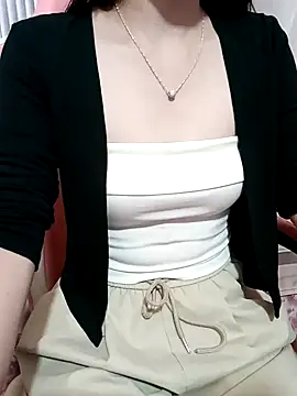 Ella039 online show from December 5, 5:06 am