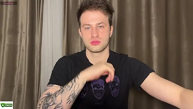 Snapshot of dominantrodri chatting on February 20, 10:22 pm dominantrodri online show from February 20, 10:22 pm