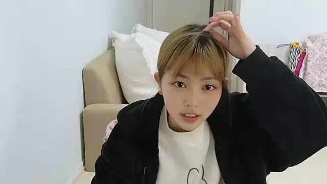  sizuku new online show from December 16, 12:09 pm