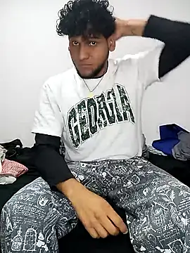 prototipoA45 online show from January 14, 6:00 pm